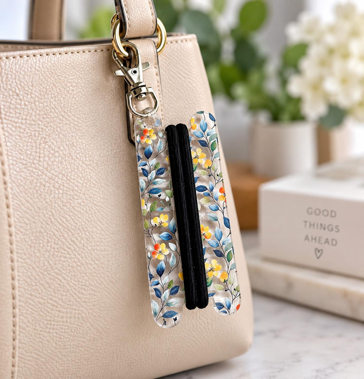 Hair Tie Holder Keychain, Floral Hair Tie Organizer, Scrunchie Holder for Purse, Gym Bag or Backpack, Cute Gift for Her